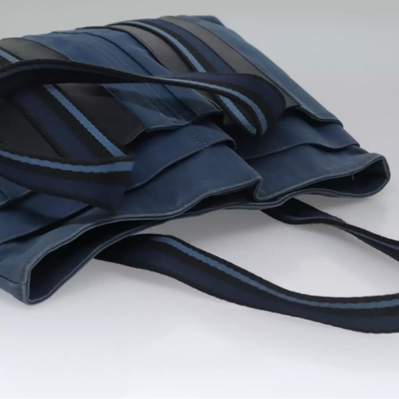 Authentic Hermes Toroca Horizontal MM Tote Bag Denim RARE Blue Black Leather - Picture 8 of 15